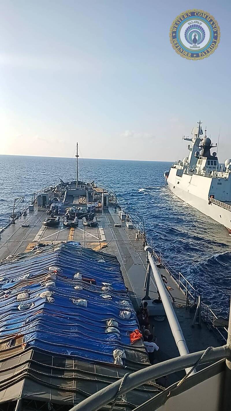 南海外交破冰假象？菲中磋商後共軍強勢巡邏黃岩島，緊張未解