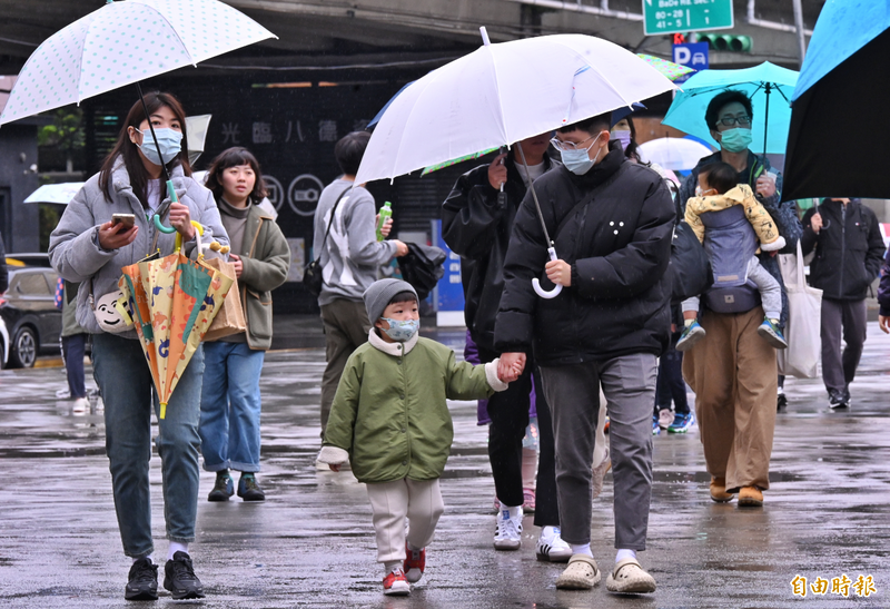 北部今晨雨勢明顯 吳德榮示警：明日鋒面挾強風暴雨來襲