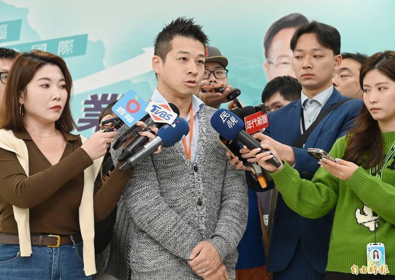 藍白合陷風波！秦慧珠稱柯案鐵證如山 許甫反擊：勿被帶風向
